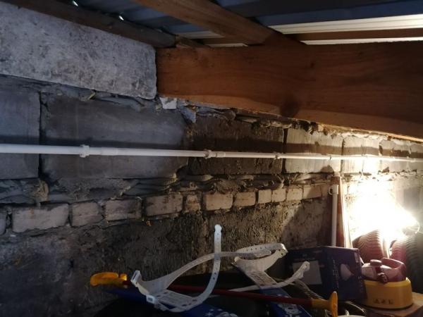 kowałów górny 51 rura pod dachem