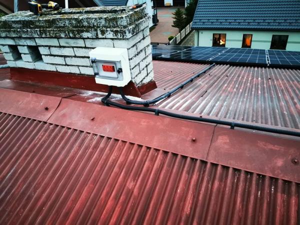 czarnieckiego 9 panele słoneczne na dachu